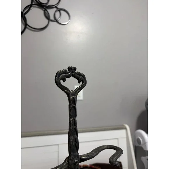 Vintage Cast Iron Royal Brand Umbrella Holder Hand Towel Rack Shell Victorian - Picture 4 of 9